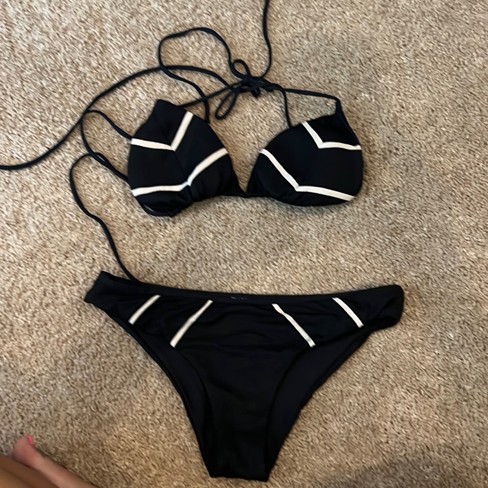 Tavik black and white swimwear. Bought at Revolve. Small bottom, medium top.